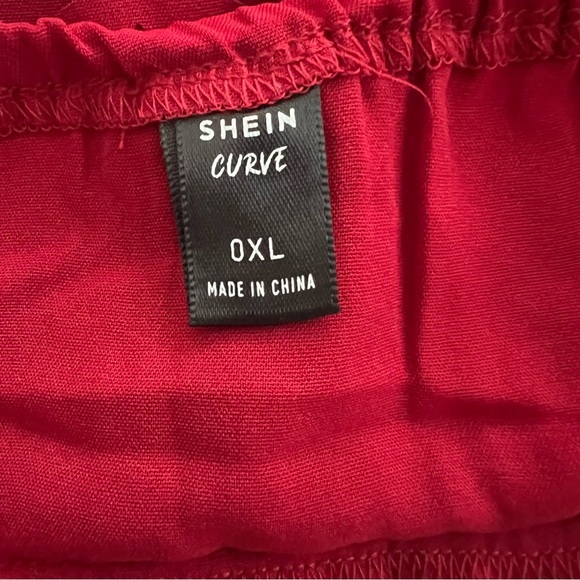 SHEIN Tops set of 2 - Picture 3 of 6